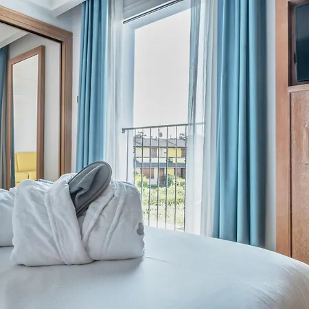 Palace Desenzano 4* Desenzano del Garda