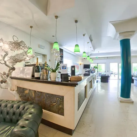Palace Desenzano 4*