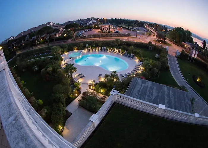 Palace Desenzano Hotel 4*