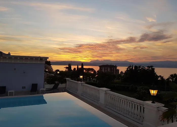 Palace Desenzano Hotel 4*