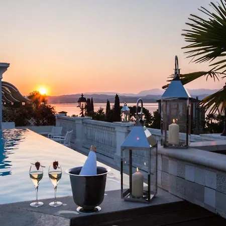 Palace Desenzano Hotel