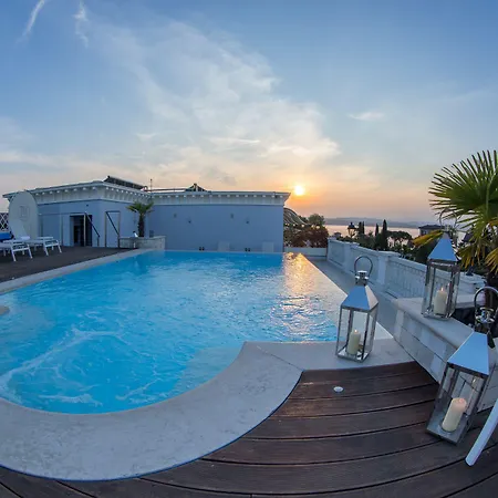 Palace Desenzano 4* Desenzano del Garda